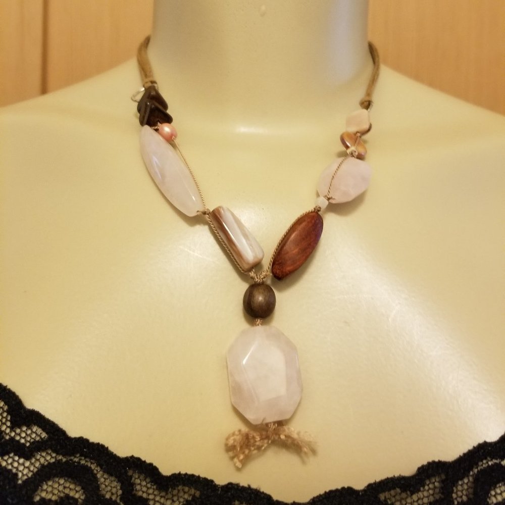 Silpada rose quartz necklace
